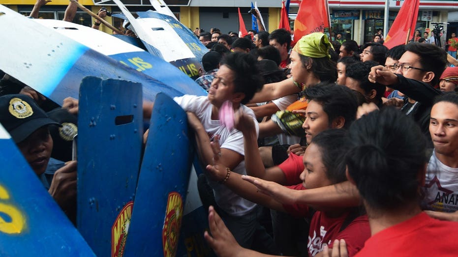 two-suspected-american-communist-insurgents-killed-in-clash-in-the-philippines