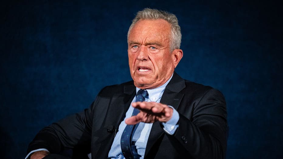 rfk-jr.-responds-to-snake-handling-critics-with-new-video-showing-him-wrangling-a-venomous-rattlesnake