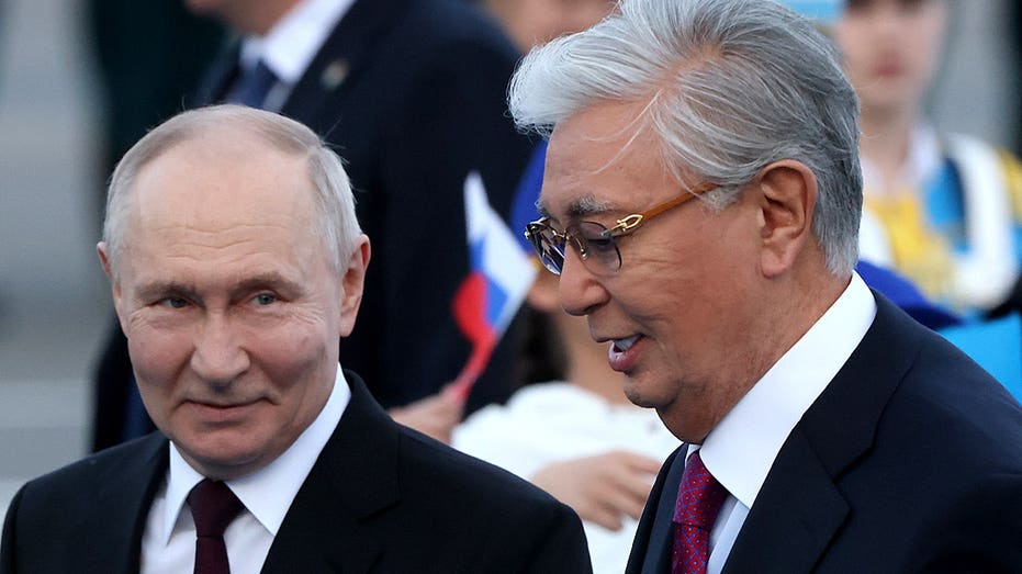 putin-lands-$16.5b-nuclear-win-on-russia’s-doorstep-in-massive-kazakhstan-pact:-reports