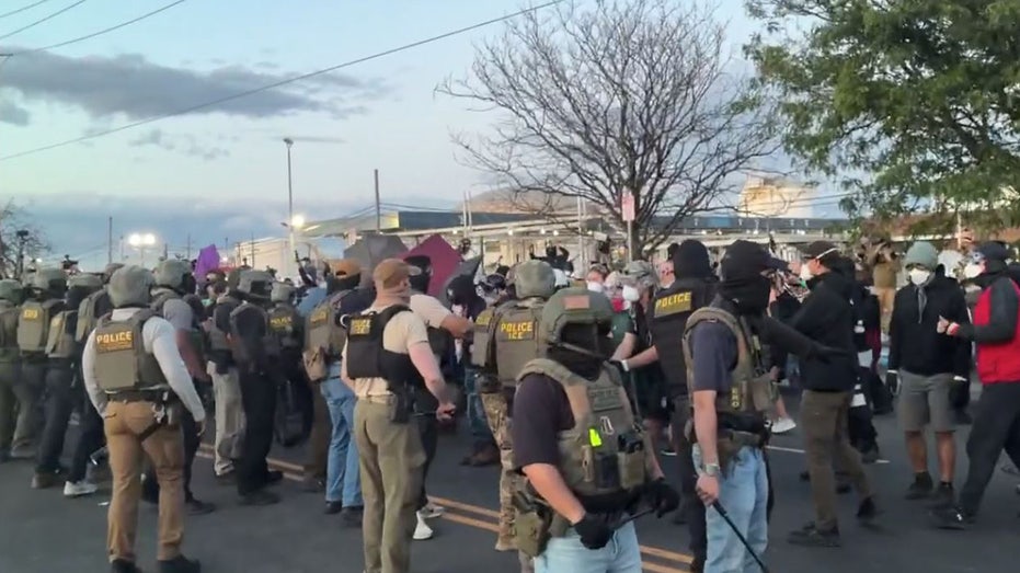 anti-ice-agitators-clash-with-federal-agents-outside-new-jersey-detention-center-as-tensions-escalate