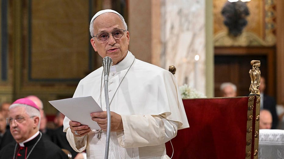 pope-leo-sends-unmistakable-message-on-immigrants-during-visit-honoring-america’s-first-saint