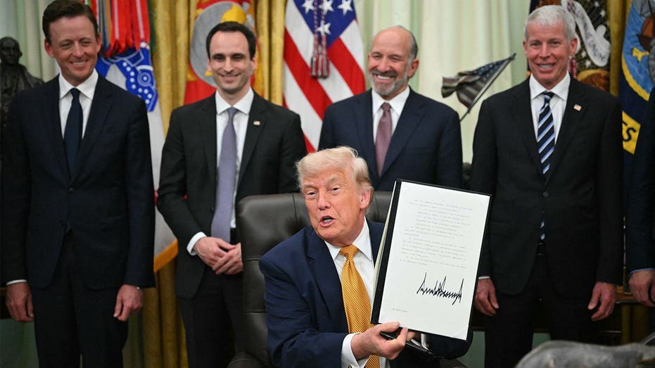 trump-signs-landmark-executive-order-investing-in-quantum-computing-and-cryptography-security