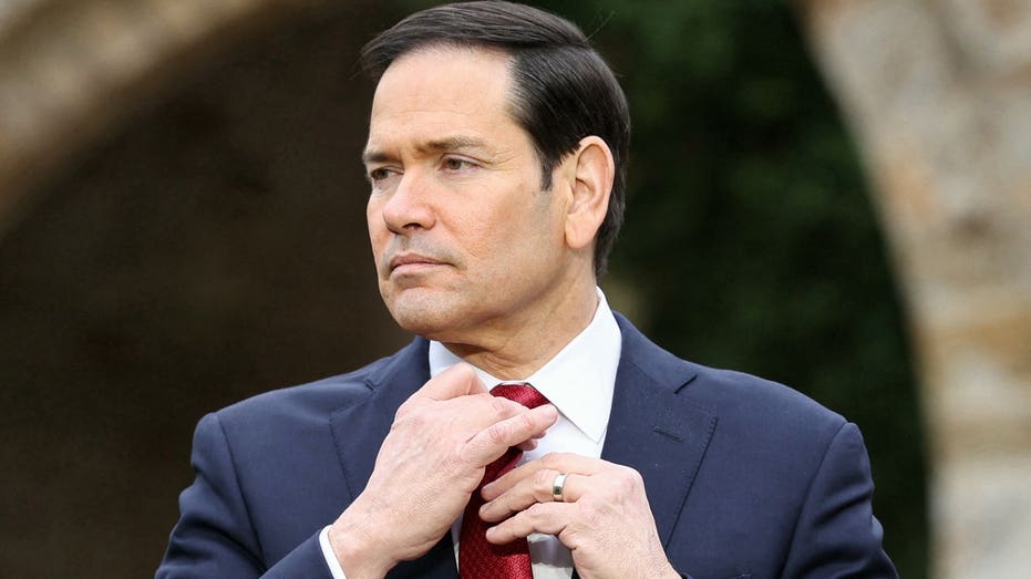 rubio-torches-democrat-after-bizarre-hearing-questions-about-his-shoes:-‘is-this-a-circus?’