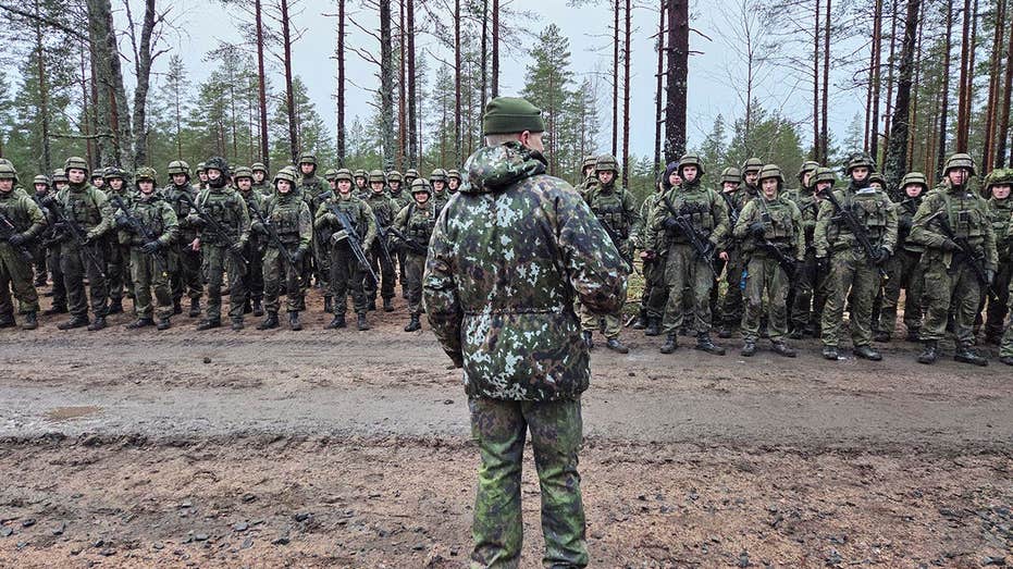 finland’s-foreign-minister-says-ukraine-‘is-now-holding-the-cards’-as-russia-signals-talks