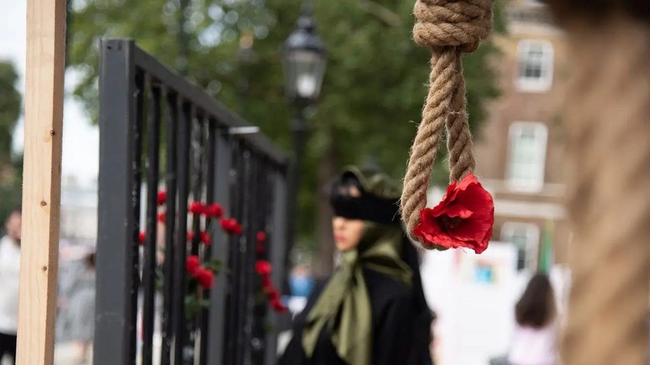 iran-accelerates-execution-campaign-against-anti-regime-activists-amid-internet-censorship