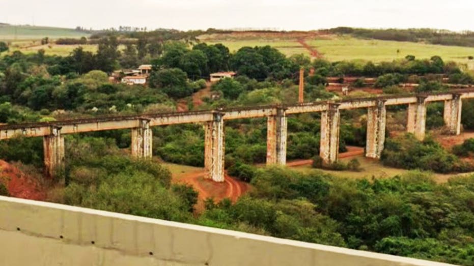 3-brazilian-men-charged-after-woman-tossed-from-bridge-without-safety-rope