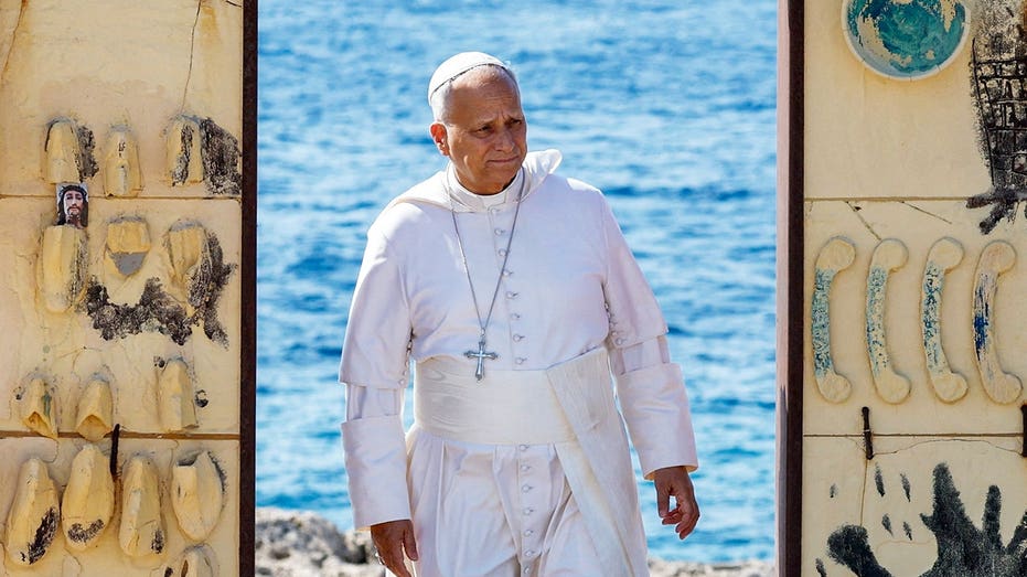 pope-leo-urges-us-to-welcome-immigrants-in-america-250-speech-before-visiting-global-migrant-hot-spot