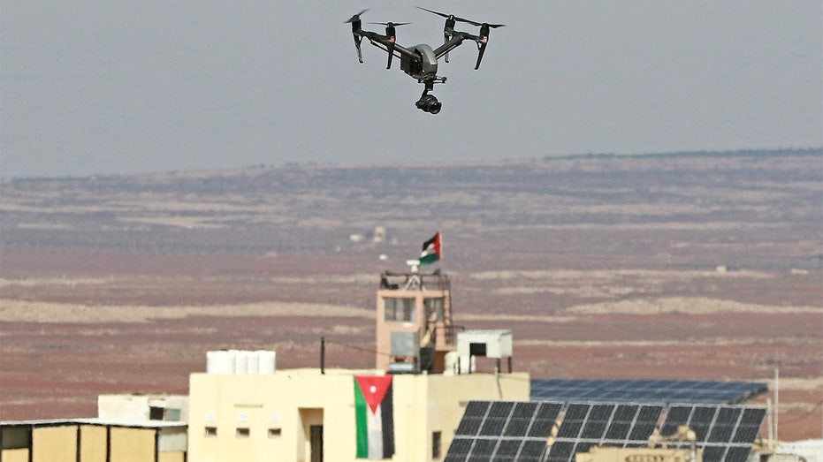 us-service-member-killed-in-iraq-as-troops-recover-unidentified-remains-in-jordan:-centcom