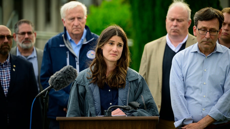 dem’s-cognitive-decline-crackdown-wins-rare-conservative-praise:-‘extremely-based’