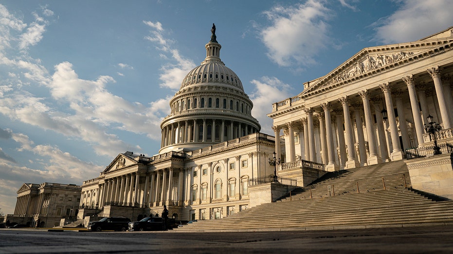 100-day-sprint-to-the-midterms-kicks-off-as-republicans-and-democrats-clash-for-control-across-the-country