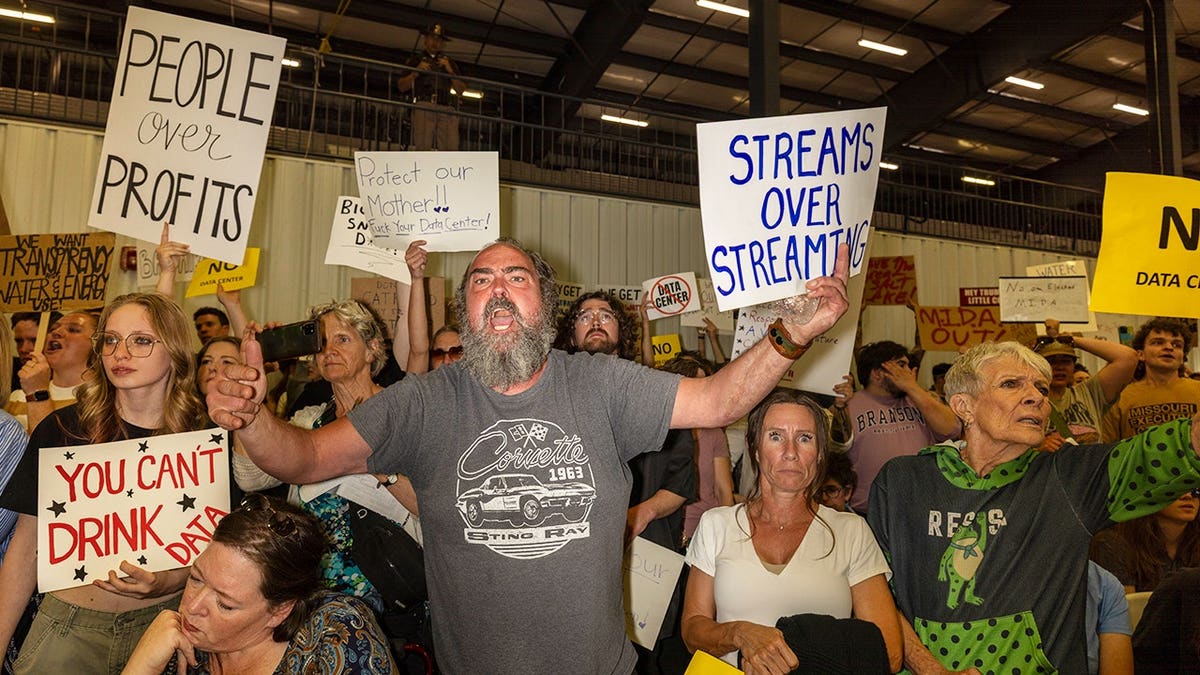 fox-news-poll:-cool-your-servers!-voters-reject-data-centers
