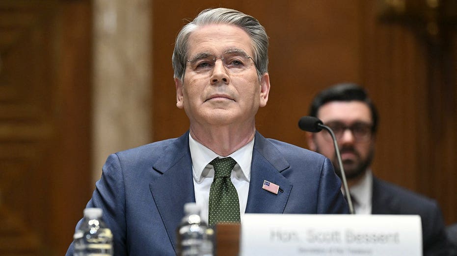 trump’s-war-on-fraud-expands-as-treasury-launches-new-site-with-whistleblower-incentives