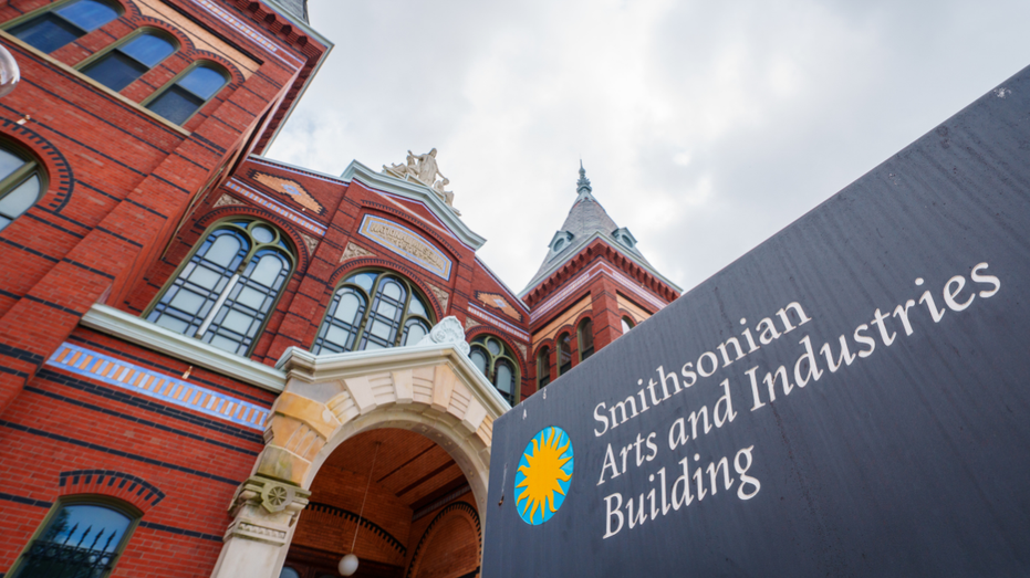 in-charts:-a-visual-breakdown-of-the-smithsonian’s-billion-dollar-taxpayer-funded-budget