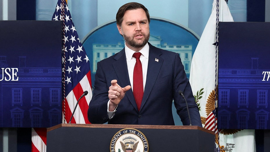vice-president-jd-vance-blasts-mamdani,-el-sayed,-aoc-and-ossoff-in-rapid-fire-tiktok-roast