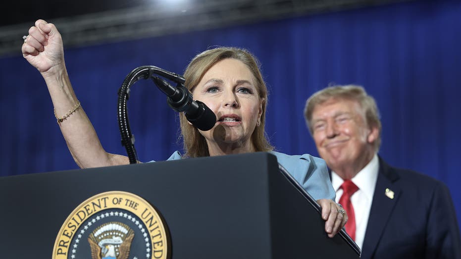 trump-fires-back-after-protester-interrupts-myrtle-beach-rally-for-graham:-‘mom-is-voting-for-us’