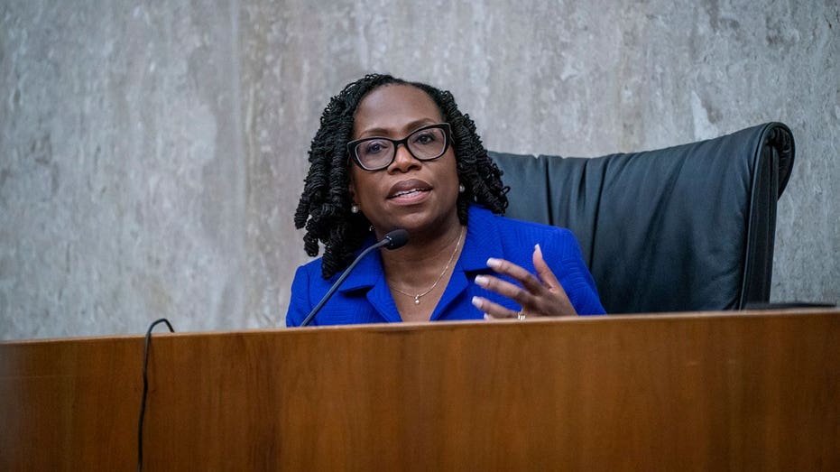 jackson-rips-into-supreme-court-colleagues’-‘serious-legal-error’-on-trump-mail-in-voting-order