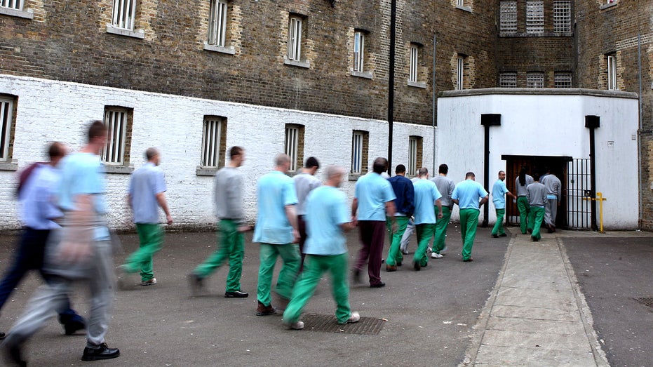 muslim-jail-gangs-said-to-force-conversions-on-prisoners-in-uk:-‘jihadist-training-camps’