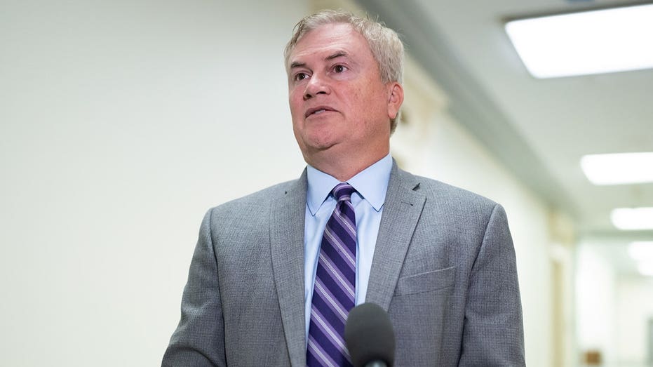 comer-indicates-mcconnell-staffers-aiming-for-lawmaker-to-return-to-senate-later-this-month