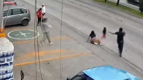 video-captures-grocery-store-manager’s-daring-rescue-of-toddler-who-ran-into-oncoming-traffic