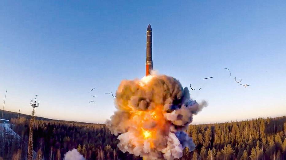 russia-readies-new-500-mile-missile-as-weapon-expert-warns-of-‘terminal-end-game-surprises’