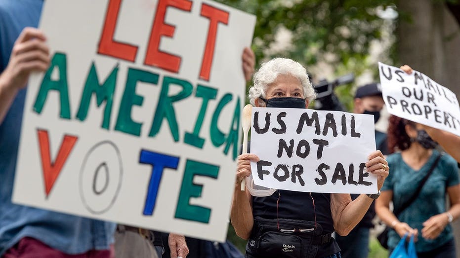 supreme-court-rejects-trump-bid-to-revive-strict-mail-ballot-rules-before-midterms