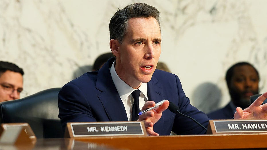 hawley-takes-aim-at-‘corporate-welfare’-after-gop-backed-tax-break-boosted-controversial-industry