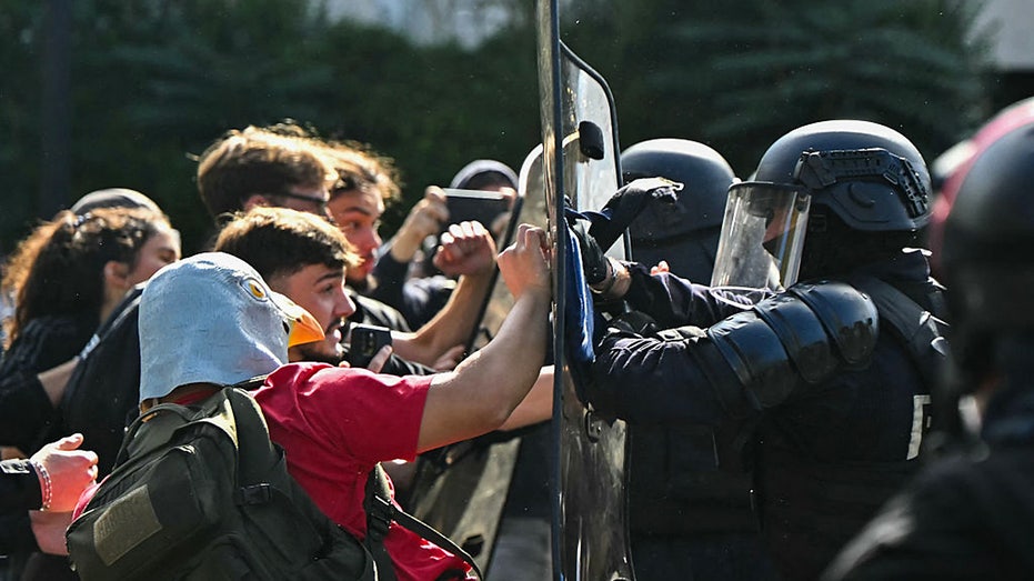 france’s-violent-student-protests-raise-warning-for-america:-‘a-cautionary-tale’