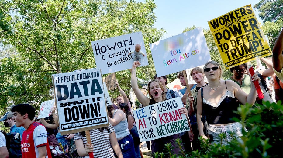 foreign-adversaries-running-‘psyop’-to-fuel-anti-ai-and-anti-data-center-movement,-war-official-says